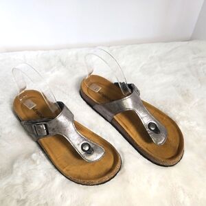 Women's Outwoods Metallic Sandals Size 9